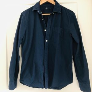 Men’s Gap casual button down shirt size small
